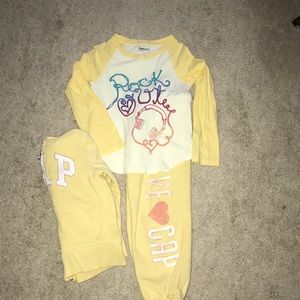 Girls Gap Sweatsuit